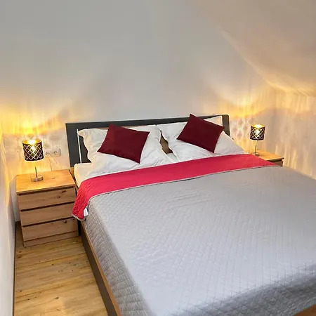 Rosie's Double Bedrooms And Homestay Liesingthal