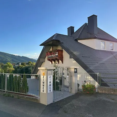 Rum i privatbostad Lisingtal Cosy & Comfort Double Exit St Michael A9 S36 *