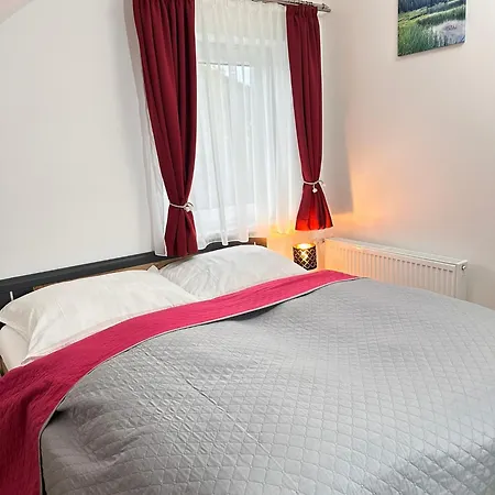 Lisingtal Cosy & Comfort Double Exit St Michael A9 S36 Rum i privatbostad