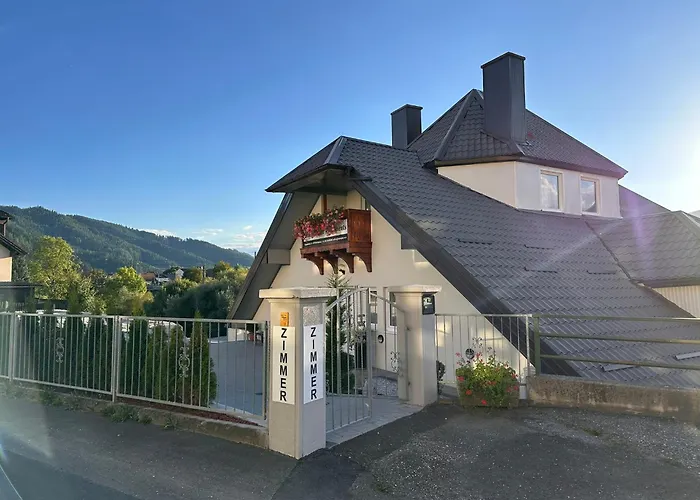 홈스테이 Lisingtal Cosy & Comfort Double Exit St Michael A9 S36 *