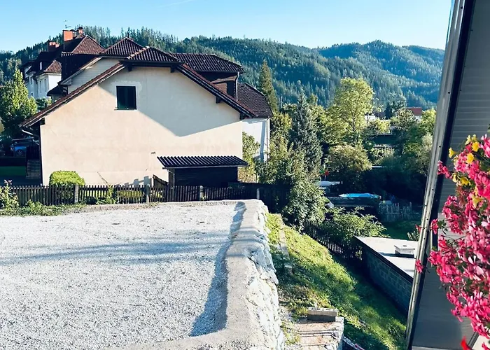 Lisingtal Cosy & Comfort Double Exit St Michael A9 S36 Rum i privatbostad *